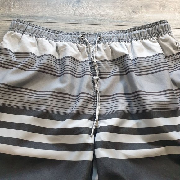 Men Kirkland Signature Swim Trunk Striped Elastic Waist 36 In Drawstring Size XL - Picture 2 of 6